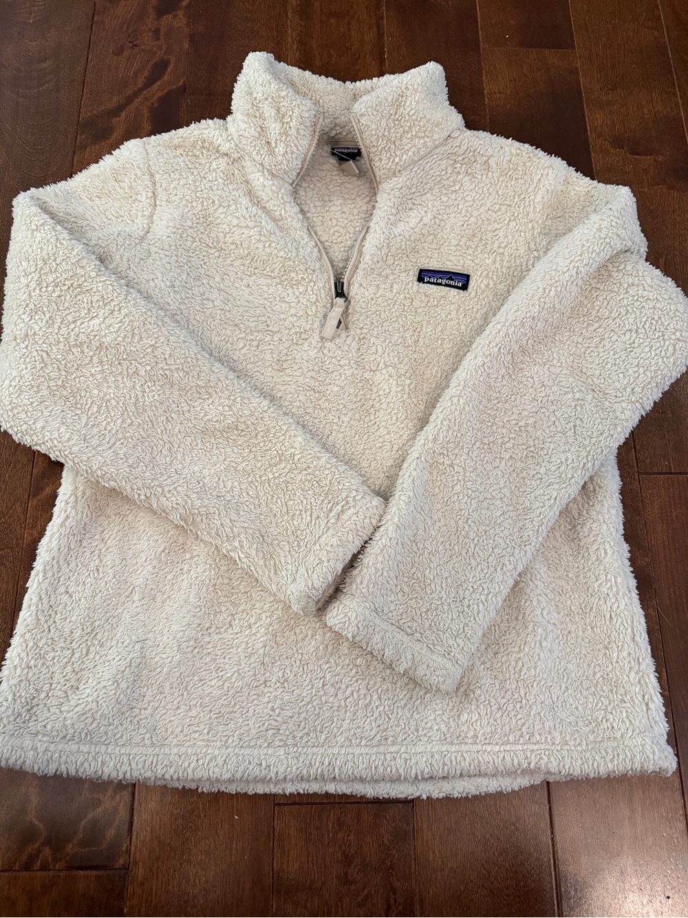 Patagonia Cream Sherpa Pullover Size Medium